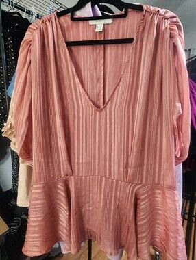 FOREVER 21 Sleeveless Pink Satin Peplum Blouse